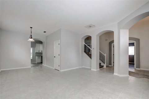 House in Tampa, Florida 4 bedrooms, 274.53 sq.m. № 1378171 - photo 11