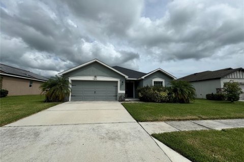 House in Zephyrhills, Florida 4 bedrooms, 153.29 sq.m. № 1378102 - photo 5