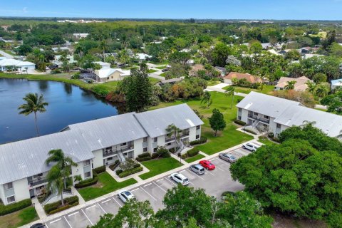 Copropriété à vendre à Stuart, Floride: 2 chambres, 97.27 m2 № 1118134 - photo 3