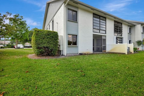 Copropriété à vendre à Stuart, Floride: 2 chambres, 97.27 m2 № 1118134 - photo 12