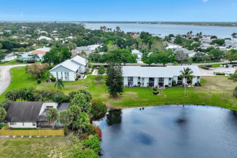 Copropriété à vendre à Stuart, Floride: 2 chambres, 97.27 m2 № 1118134 - photo 9