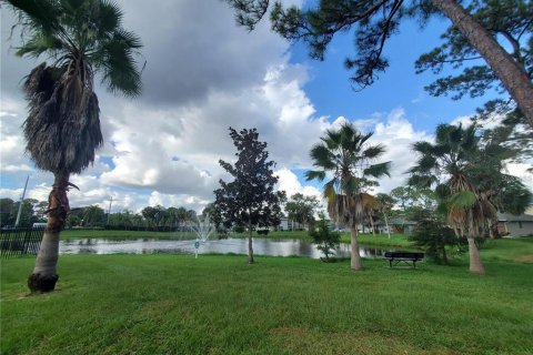 Condo in Orlando, Florida, 2 bedrooms  № 1255245 - photo 20