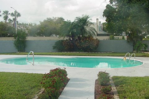 House in Tampa, Florida 3 bedrooms, 151.06 sq.m. № 1358407 - photo 16