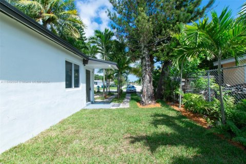 Villa ou maison à vendre à Lauderhill, Floride: 3 chambres, 77.67 m2 № 1332985 - photo 5