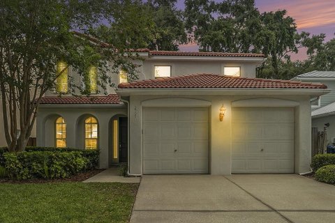 Villa ou maison à vendre à Tampa, Floride: 4 chambres, 239.59 m2 № 1349528 - photo 1