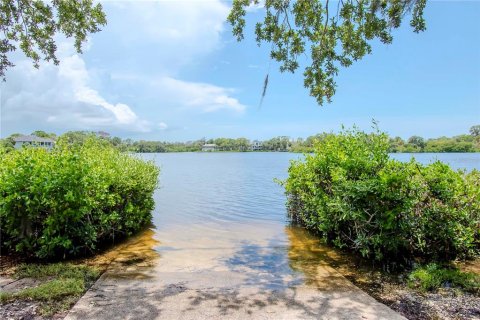 Villa ou maison à vendre à New Port Richey, Floride: 3 chambres, 198.25 m2 № 1268289 - photo 2