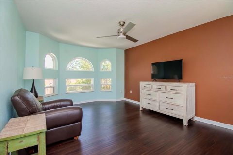 Casa en venta en New Port Richey, Florida, 3 dormitorios, 198.25 m2 № 1268289 - foto 13