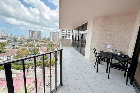 Copropriété à vendre à Aventura, Floride: 3 chambres, 151.34 m2 № 1238002 - photo 5