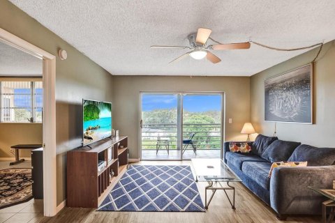 Condominio en venta en Lauderdale Lakes, Florida, 2 dormitorios, 94.85 m2 № 804970 - foto 18