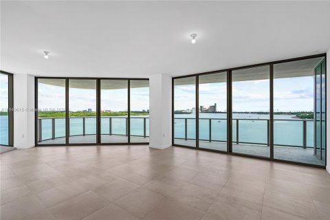 Copropriété à vendre à Bay Harbor Islands, Floride: 4 chambres, 294.87 m2 № 1329744 - photo 20