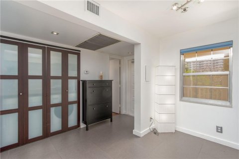 Condominio en venta en Pompano Beach, Florida, 1 dormitorio, 88.26 m2 № 846490 - foto 16