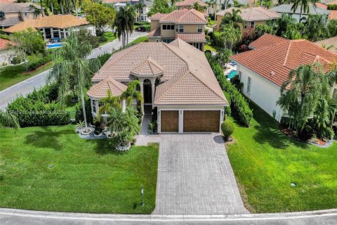 Casa en venta en Coral Springs, Florida, 5 dormitorios, 276.85 m2 № 1136169 - foto 2