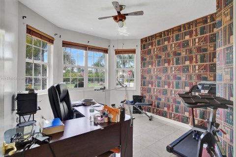 Casa en venta en Coral Springs, Florida, 5 dormitorios, 276.85 m2 № 1136169 - foto 18