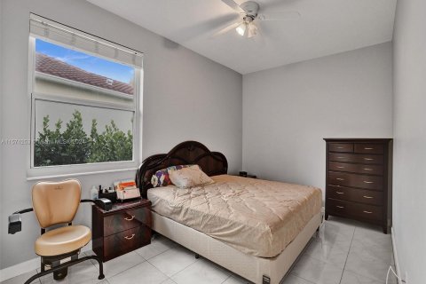 Villa ou maison à vendre à Coral Springs, Floride: 5 chambres, 276.85 m2 № 1136169 - photo 22