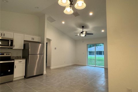 Casa en venta en Summerfield, Florida, 3 dormitorios, 101.26 m2 № 1342134 - foto 3