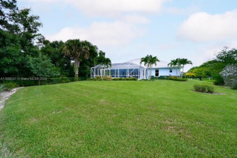 House in Stuart, Florida 3 bedrooms, 268.3 sq.m. № 1232888 - photo 3