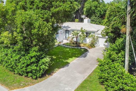 Casa en venta en Biscayne Park, Florida, 3 dormitorios, 131.83 m2 № 1232836 - foto 2