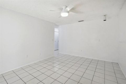 Casa en venta en DeLand, Florida, 3 dormitorios, 185.99 m2 № 1361006 - foto 18