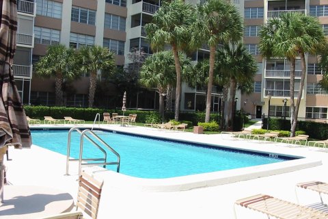 Condominio en venta en Coral Springs, Florida, 2 dormitorios, 125.42 m2 № 1014446 - foto 21