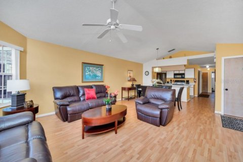 Condo in Kissimmee, Florida, 3 bedrooms  № 1265847 - photo 4