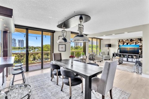 Condo in Aventura, Florida, 3 bedrooms  № 1187920 - photo 8