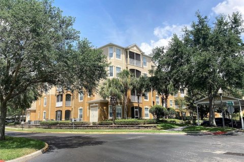Condominio en venta en Orlando, Florida, 3 dormitorios, 131.18 m2 № 1217736 - foto 1