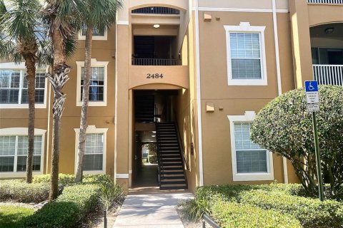 Condominio en venta en Orlando, Florida, 3 dormitorios, 131.18 m2 № 1217736 - foto 2