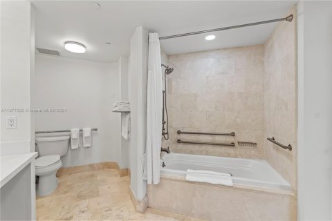 Condominio en venta en Miami Beach, Florida, 1 dormitorio, 99.03 m2 № 1402838 - foto 22