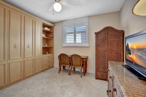 Copropriété à vendre à Pompano Beach, Floride: 2 chambres, 99.31 m2 № 1103497 - photo 11