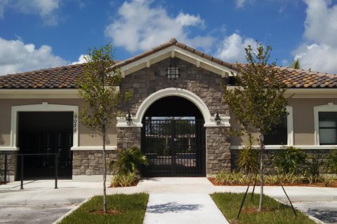 Villa ou maison à vendre à Lake Worth, Floride: 4 chambres, 294.13 m2 № 1103405 - photo 6