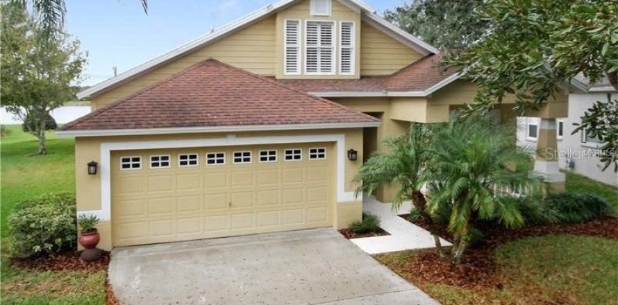 Villa ou maison à Tampa, Floride 4 chambres, 225.94 m2 № 1356450