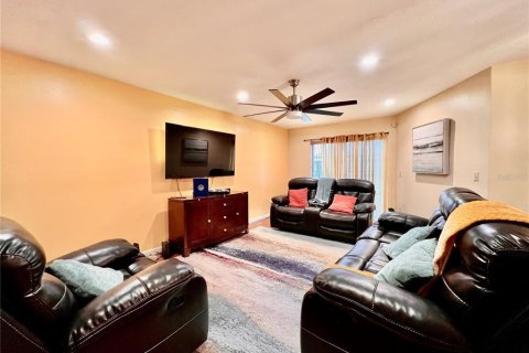 Adosado en venta en Orlando, Florida, 3 dormitorios, 142.33 m2 № 1150230 - foto 7