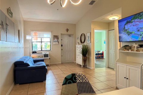 Copropriété à vendre à Cutler Bay, Floride: 2 chambres, 75.9 m2 № 1356654 - photo 4