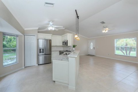 House in North Port, Florida 3 bedrooms, 113.71 sq.m. № 1266708 - photo 16