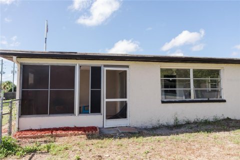 Casa en venta en Port Richey, Florida, 2 dormitorios, 92.9 m2 № 1349489 - foto 4