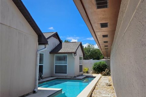 Casa en venta en Tampa, Florida, 3 dormitorios, 162.39 m2 № 1349481 - foto 8