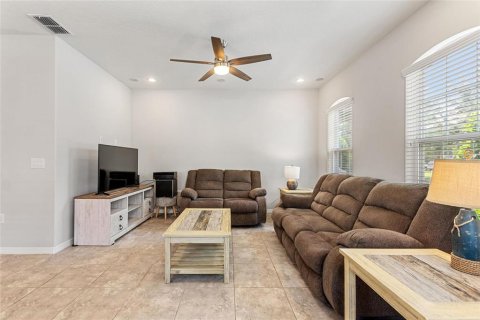 Touwnhouse à vendre à Kissimmee, Floride: 3 chambres, 148.83 m2 № 1388769 - photo 5