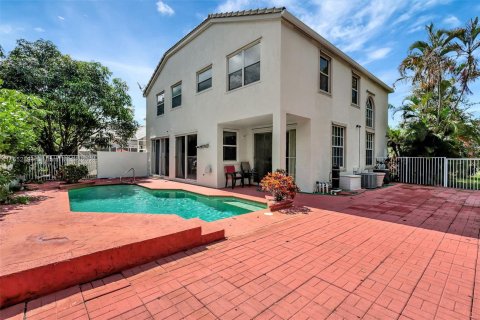 Villa ou maison à vendre à Lake Worth, Floride: 5 chambres, 283.72 m2 № 1347925 - photo 19