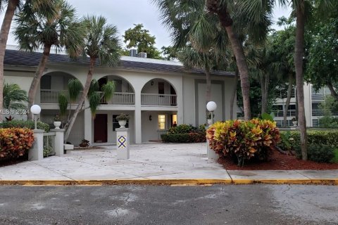 Copropriété à vendre à Coconut Creek, Floride: 2 chambres, 103.96 m2 № 1358511 - photo 2