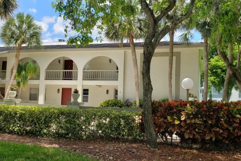 Copropriété à vendre à Coconut Creek, Floride: 2 chambres, 103.96 m2 № 1358511 - photo 3