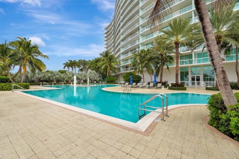 Copropriété à vendre à Pompano Beach, Floride: 2 chambres, 133.69 m2 № 880902 - photo 14