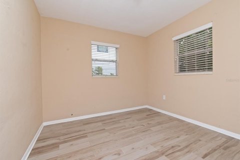 House in Tampa, Florida 2 bedrooms, 86.31 sq.m. № 1407437 - photo 14