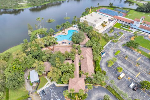 Villa ou maison à vendre à Boca Raton, Floride: 4 chambres, 209.87 m2 № 759141 - photo 3