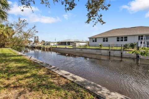 House in Punta Gorda, Florida 3 bedrooms, 96.62 sq.m. № 1429063 - photo 30