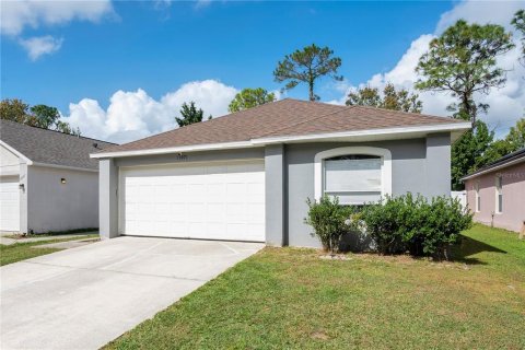 House in Orlando, Florida 3 bedrooms, 121.05 sq.m. № 1429029 - photo 1