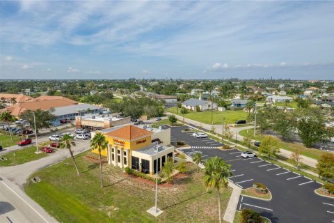 Commercial property in Punta Gorda, Florida 397.34 sq.m. № 1217787 - photo 17