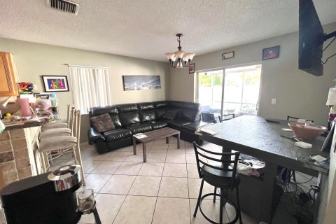 Casa en venta en Deerfield Beach, Florida, 4 dormitorios, 174.1 m2 № 868512 - foto 16