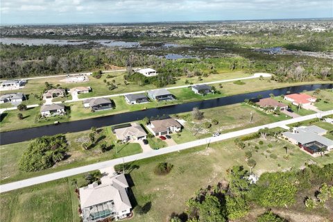 Terreno en venta en Rotonda, Florida № 710783 - foto 13