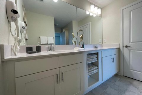 Condo in Kissimmee, Florida, 3 bedrooms  № 1437290 - photo 23