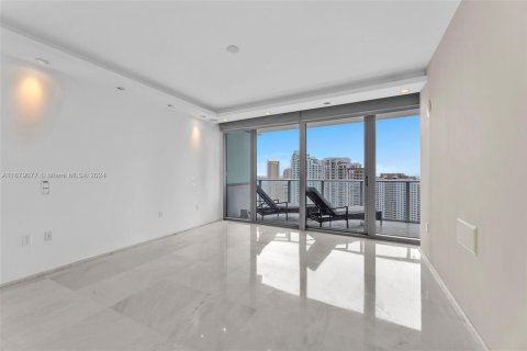 Condominio en venta en Miami, Florida, 2 dormitorios, 139.35 m2 № 1409047 - foto 12